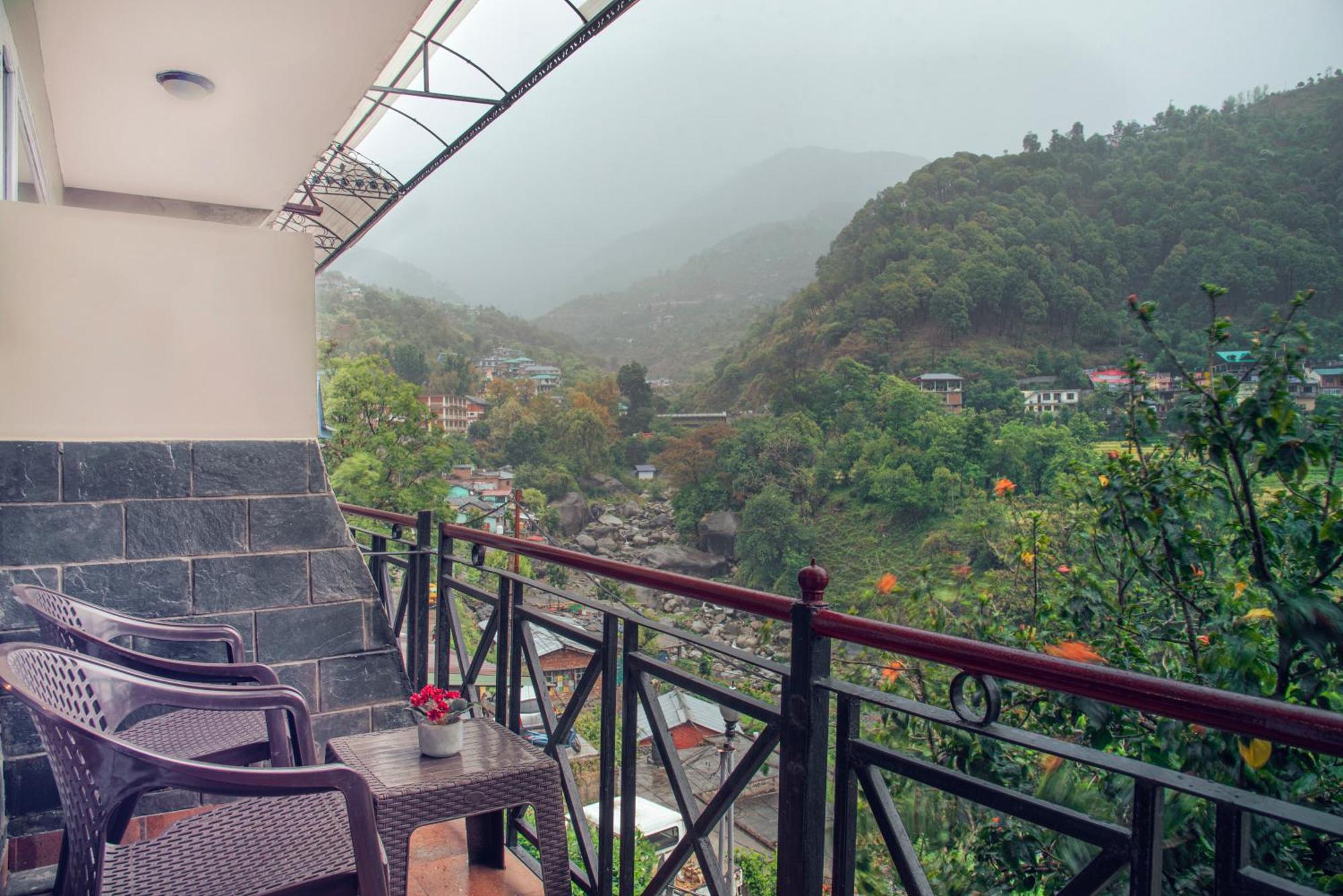 Nandini Villa دارامشالا المظهر الخارجي الصورة